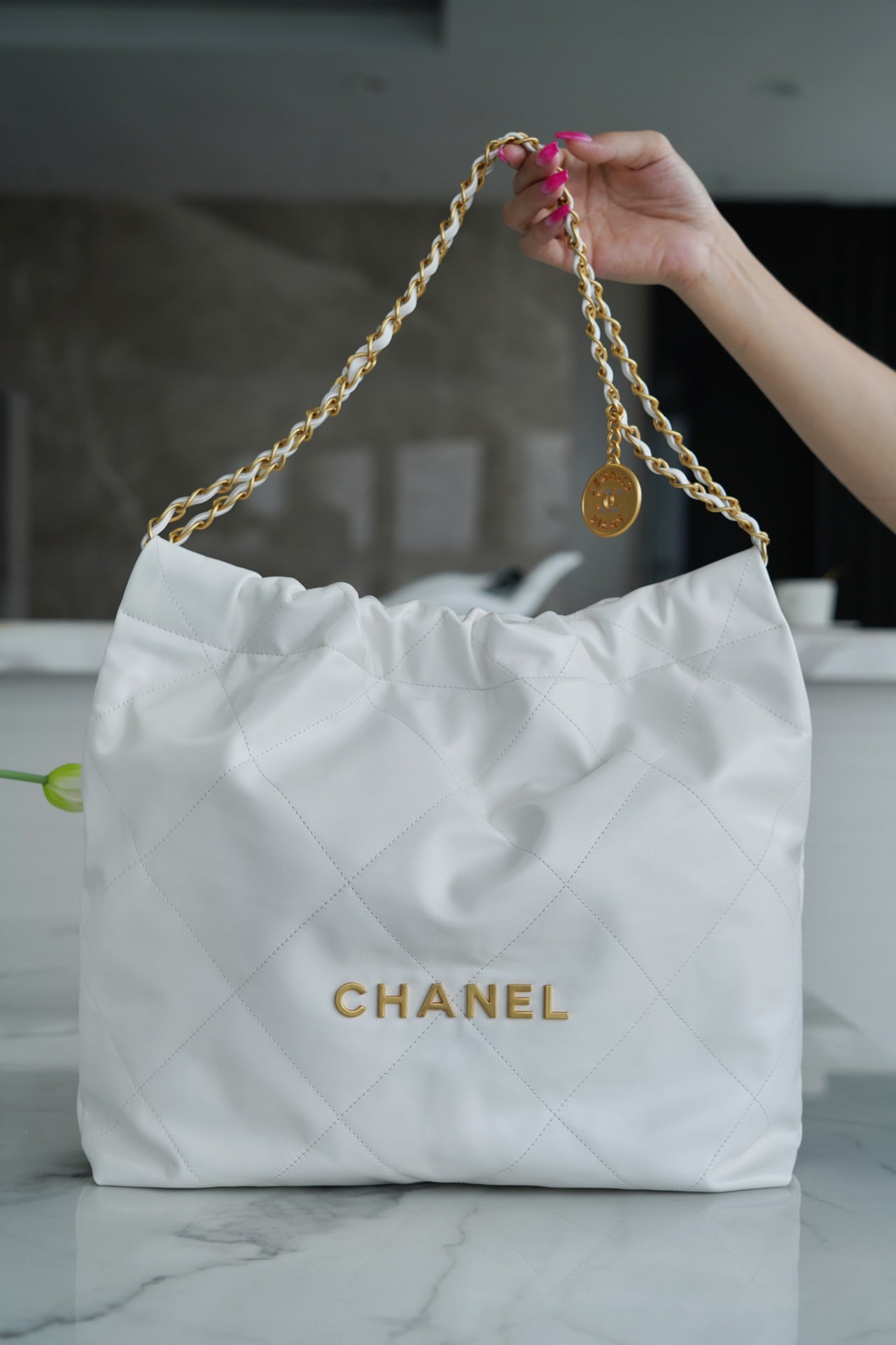 小香家-Chanel 22號手袋 白金色中號