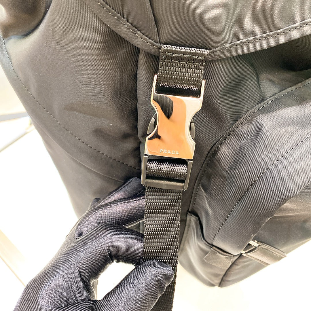 普P家-2VZ135 雙肩包 黑色