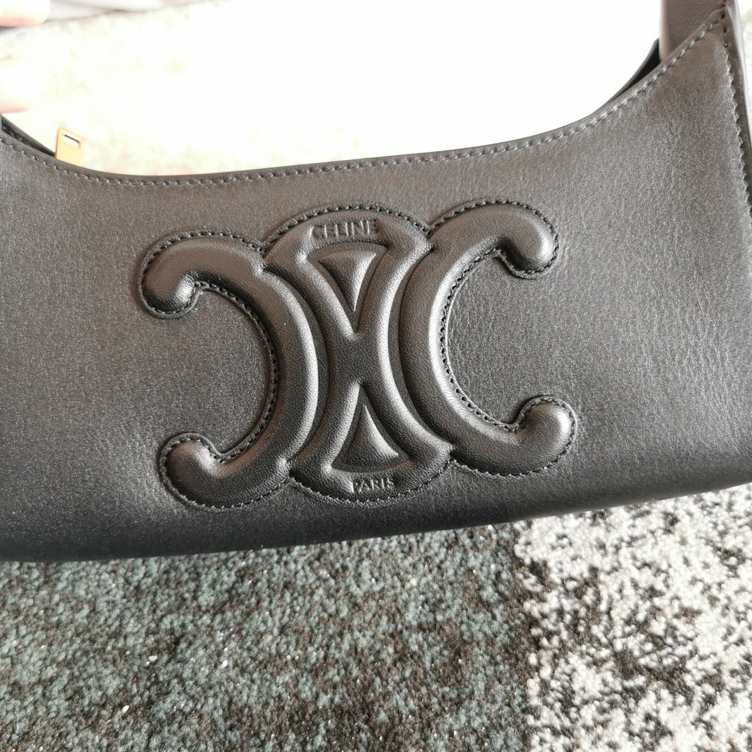 賽C家-LOGO 腋下包 牛皮 黑色