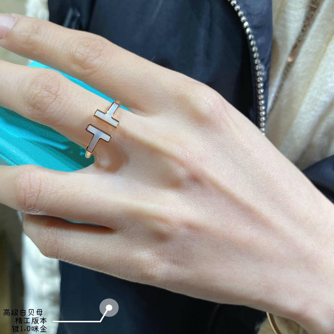 Tiffany-26雙T貝母戒指