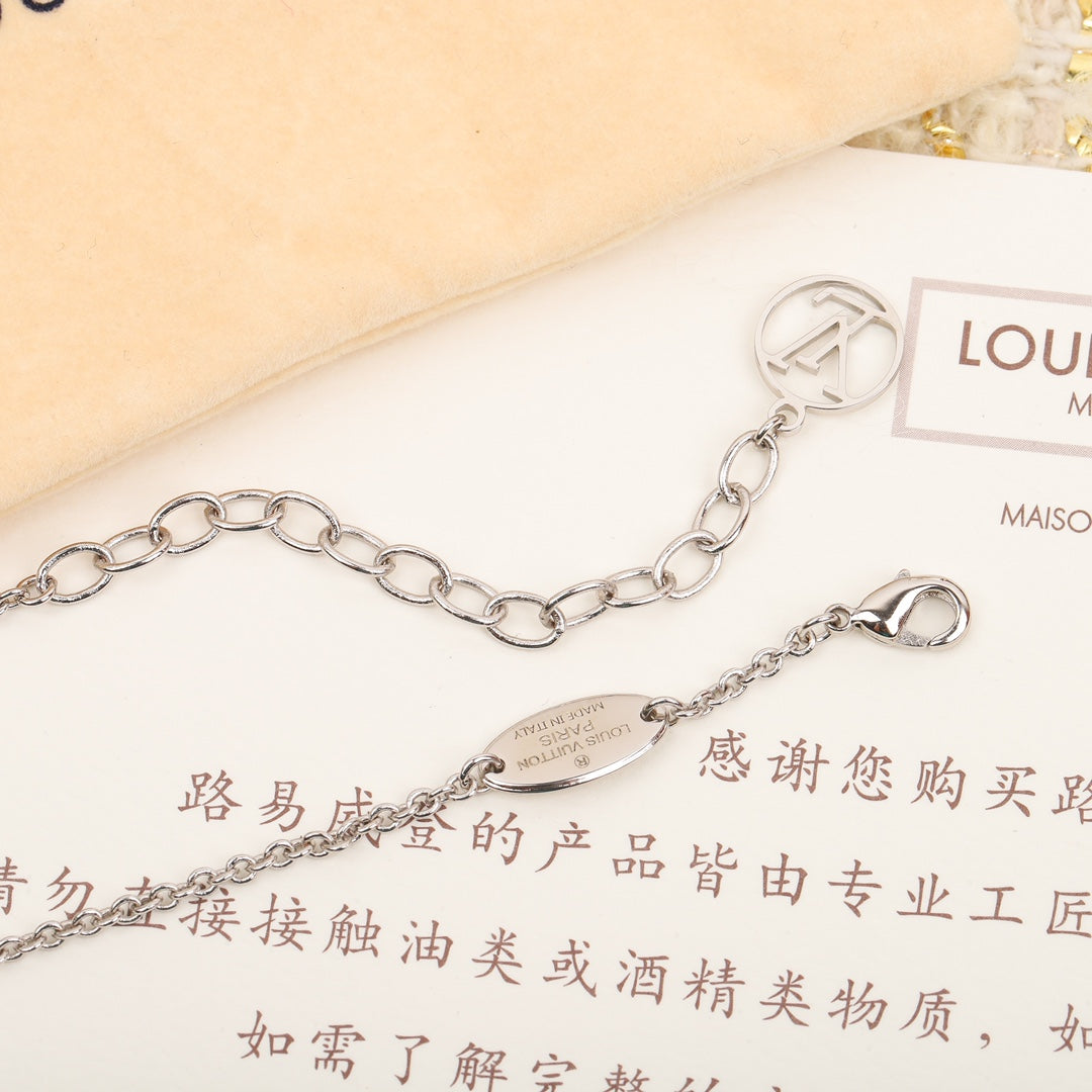 路L家-LOGO長項鍊