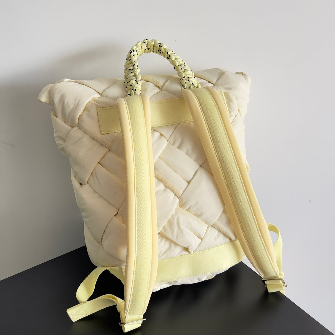 B編織-尼龍加襯翻頂大背包 黃色