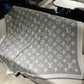 路L家- 雙面大字母披肩 140x140cm 30%真絲70%羊絨-灰色
