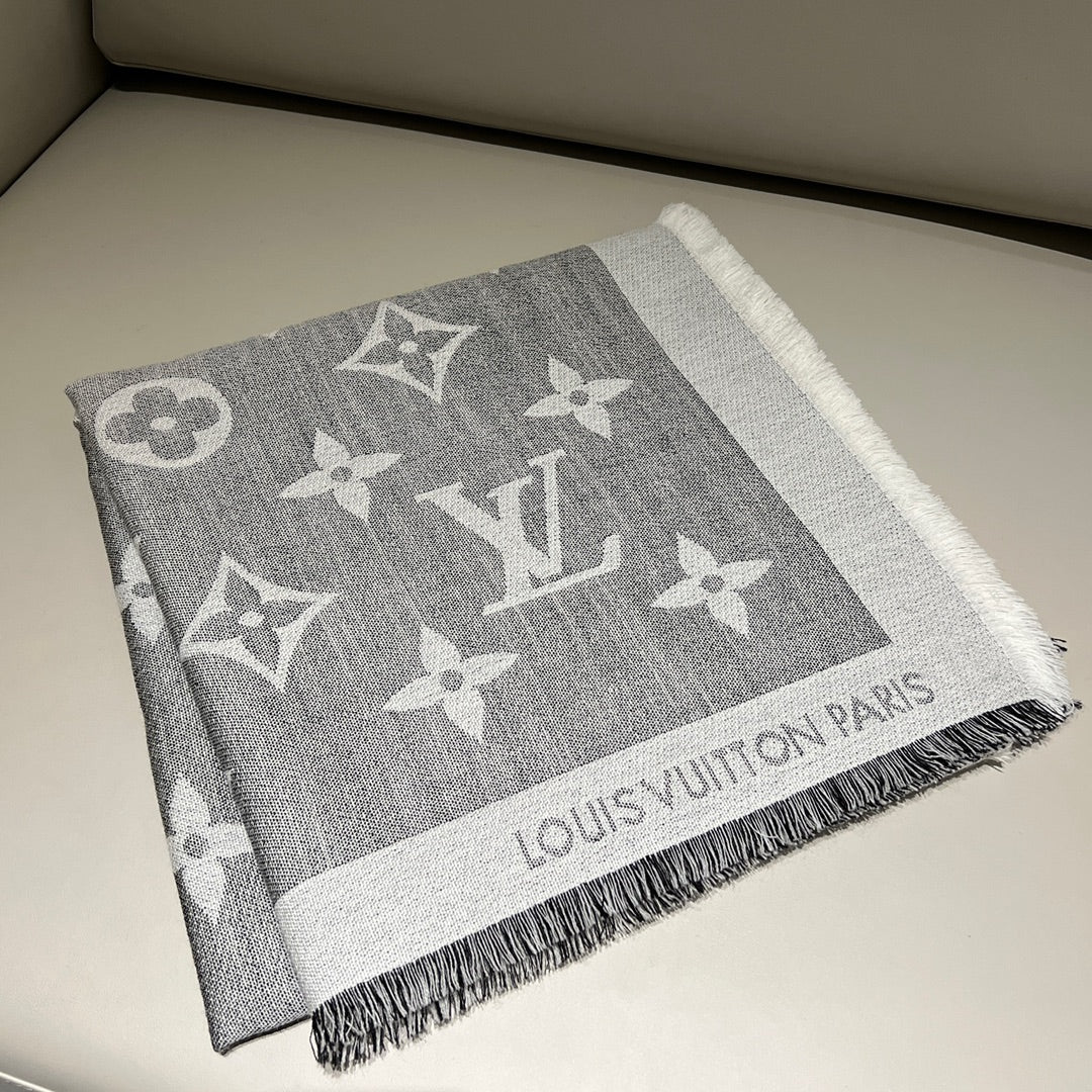 路L家-雙面大字母披肩灰色 140x140cm  30%真絲70%羊絨