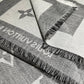 路L家- 雙面大字母披肩 140x140cm 30%真絲70%羊絨-灰色