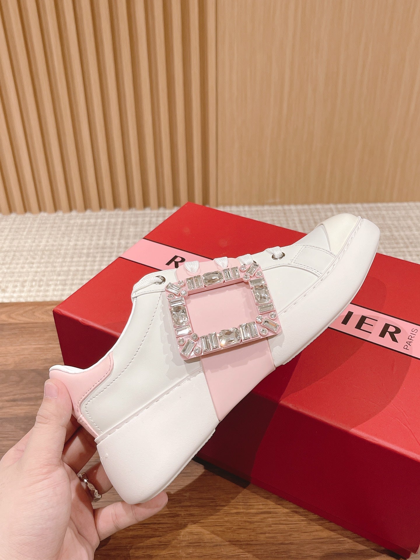 RV 春夏新款 鑽扣小白鞋 粉色