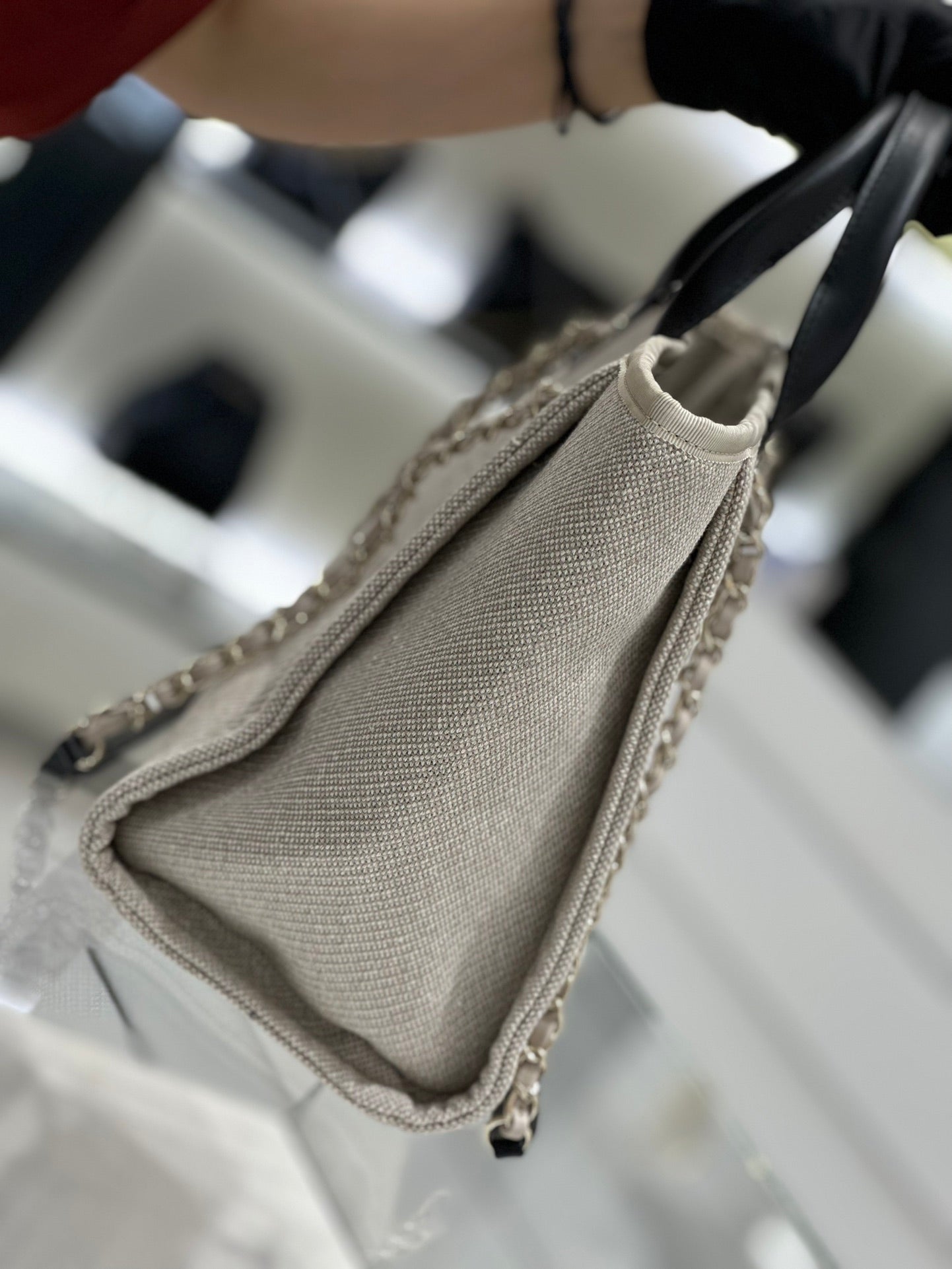 小香家-珍珠刺繡沙灘包白色 黑提把