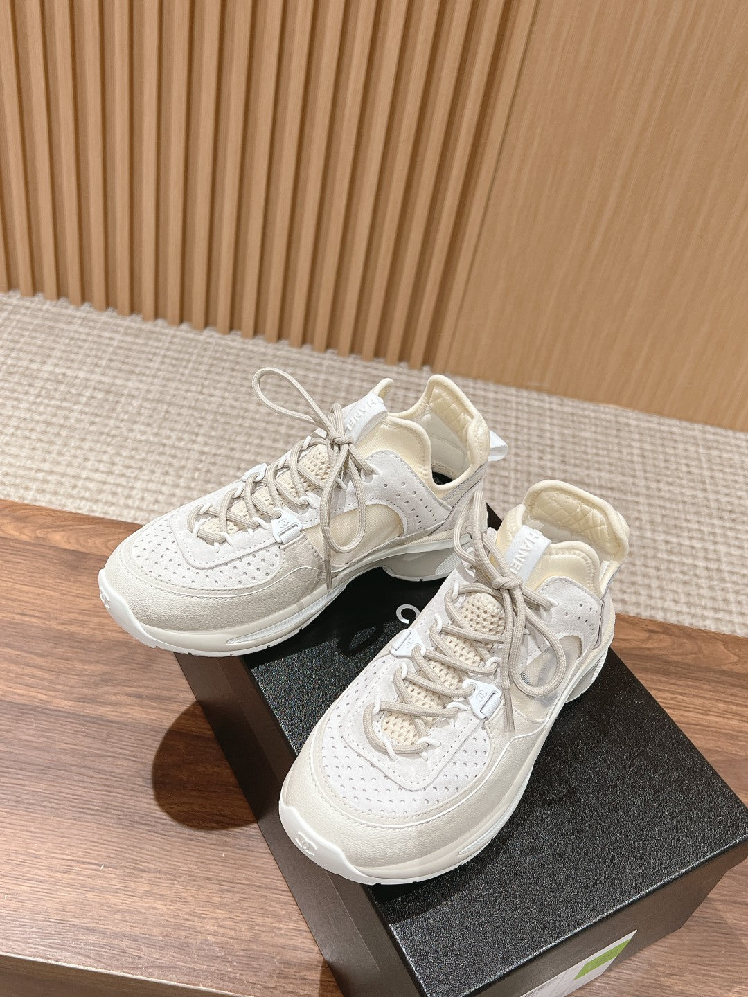 小香家-黑白武士運動鞋 白色