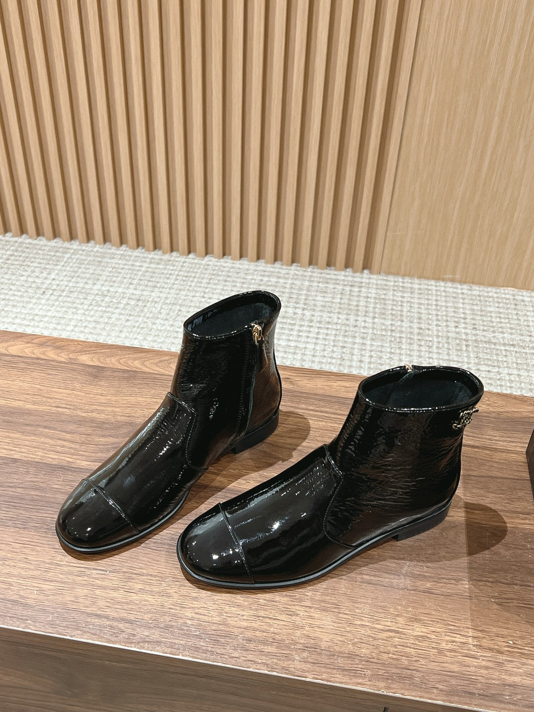 小香家-秋冬雙C短靴 漆皮黑