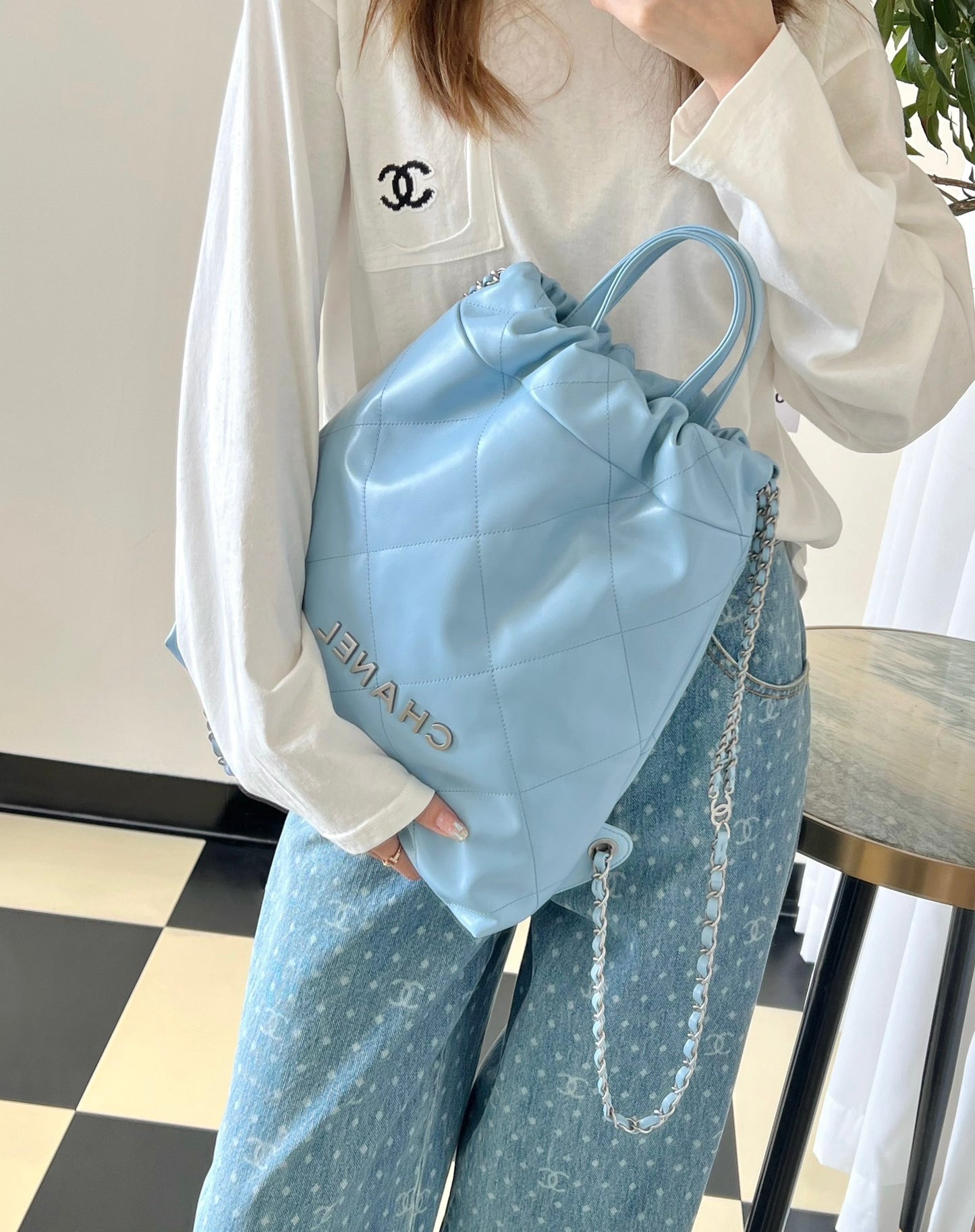 小香家- 𝟮𝟮雙肩背包小牛皮-淡藍色 金扣