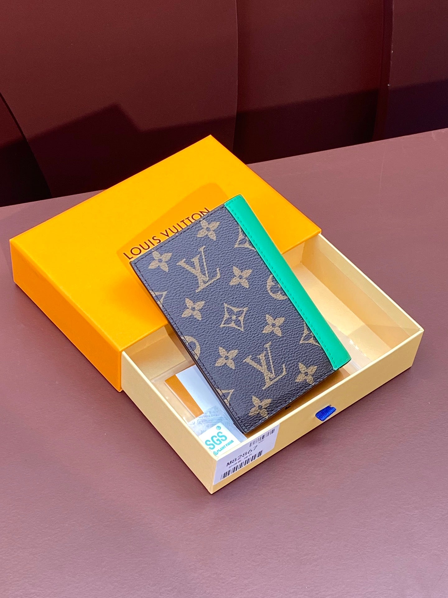 路L家-M82867 護照套-綠色