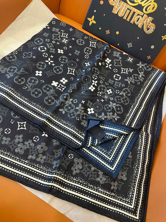 路L家- 雙面同花異色 90*90cm 絲羊絨-寶藍色