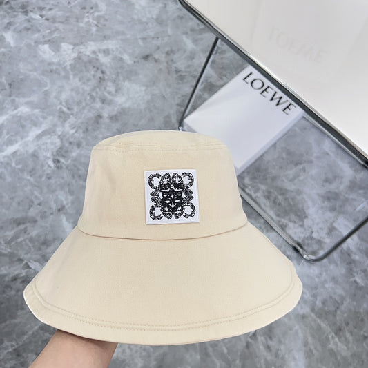 羅L家-2024新款 簡約Logo漁夫帽 白色
