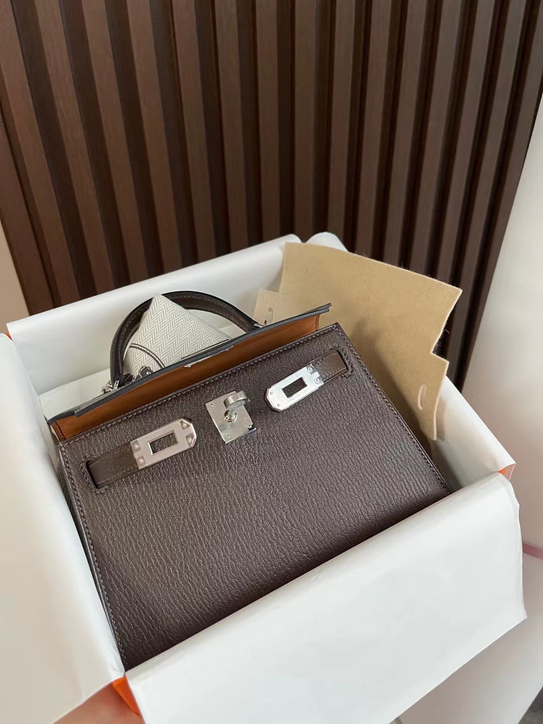 小愛款-Kelly Mini 2代 山羊皮 41哈瓦那色 銀扣