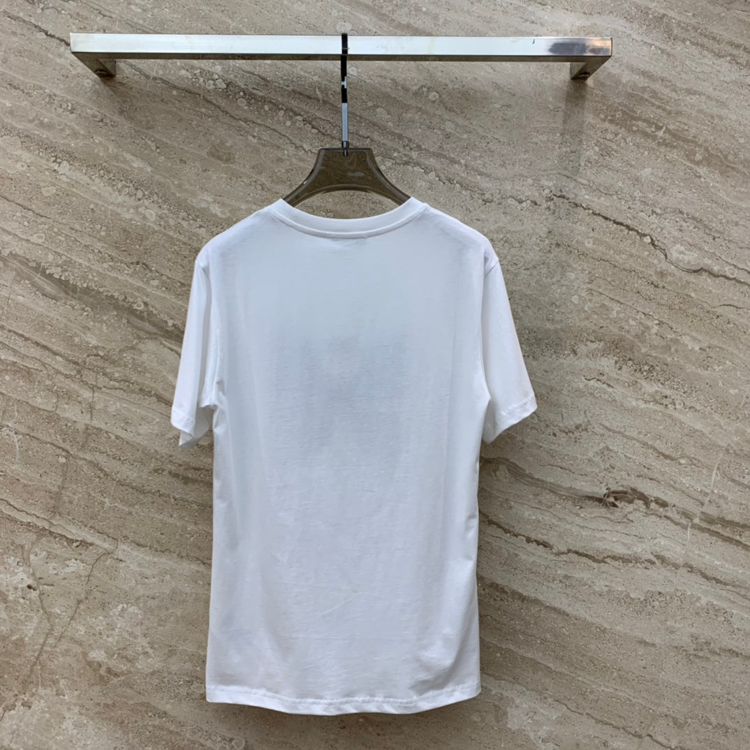 迪D家-2403 蝴蝶刺繡logo圓領短袖TEE 白色