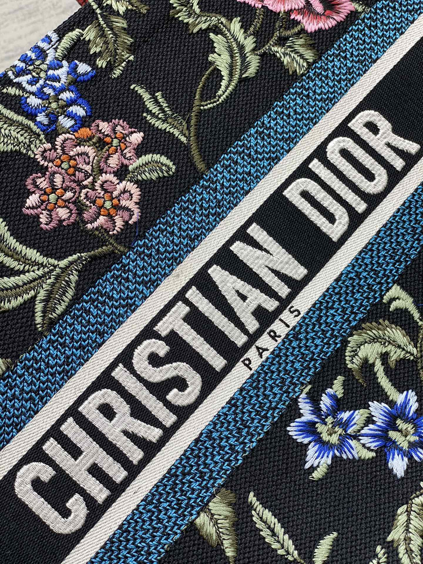 迪D家 Book Tote 刺繡字母黑色 中號36.5cm