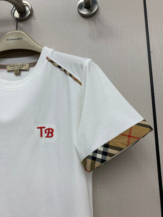 巴B家-2403 新款經典格紋拼繡字母TEE 白色