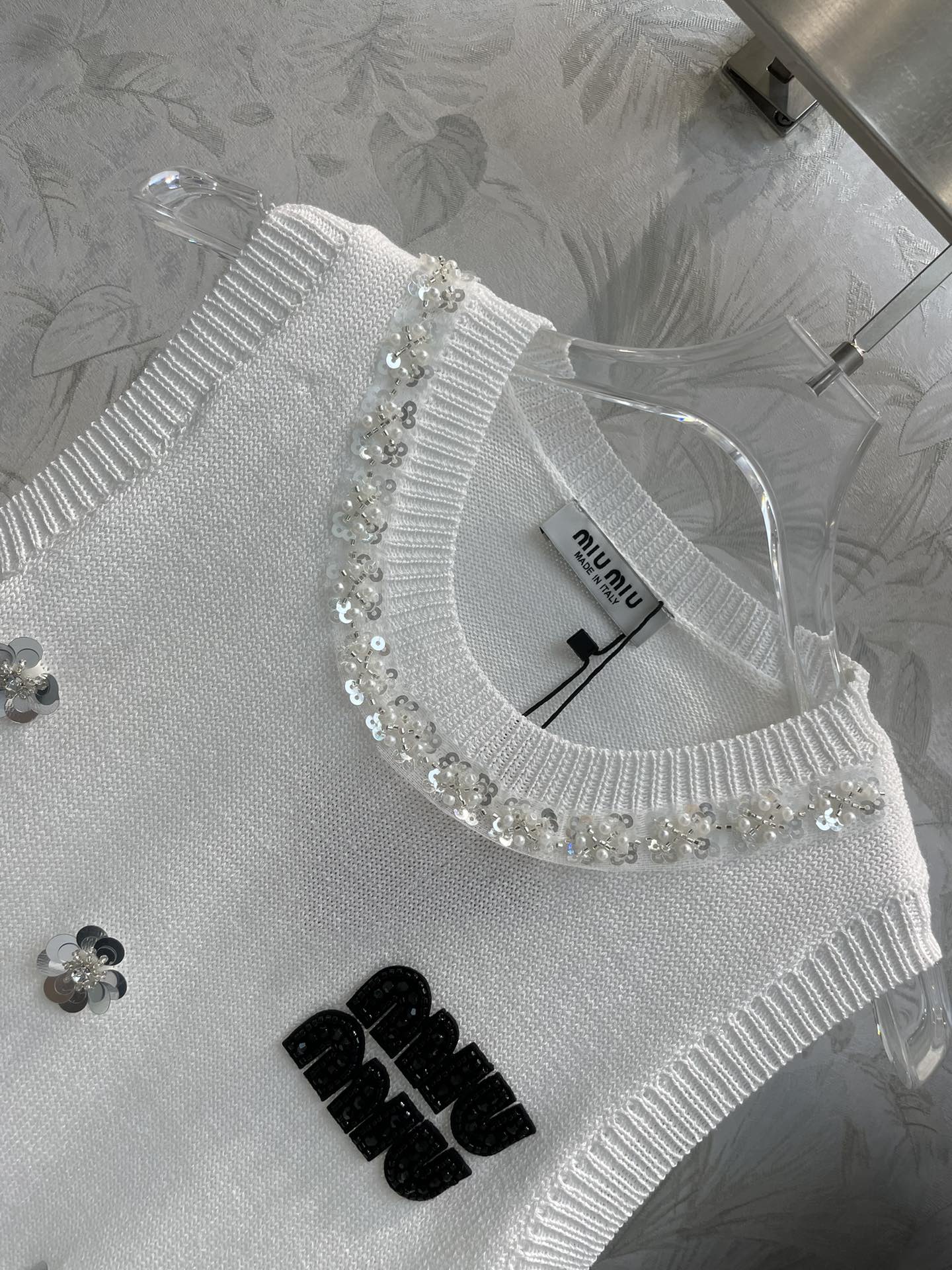 穆Ｍ家-2404 24新款重工藝釘珠花朵針織背心