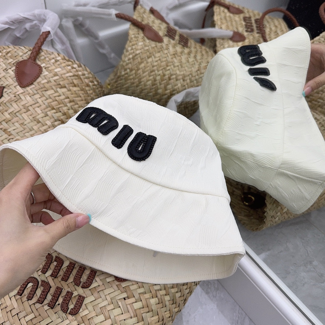 穆M家-新款百搭字母刺繡漁夫帽