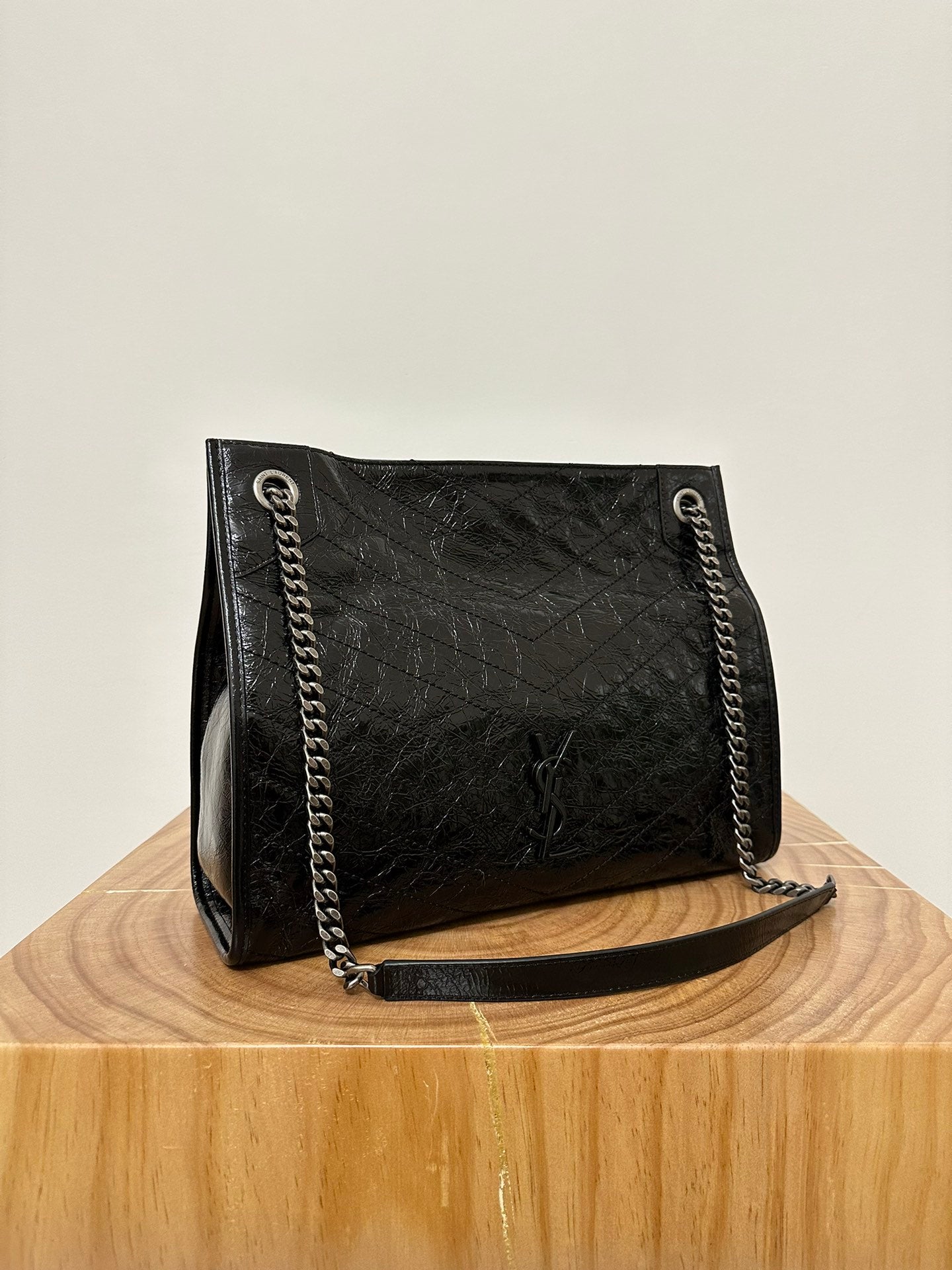 聖Y羅-Niki Shopping Bag 黑色古銀鏈