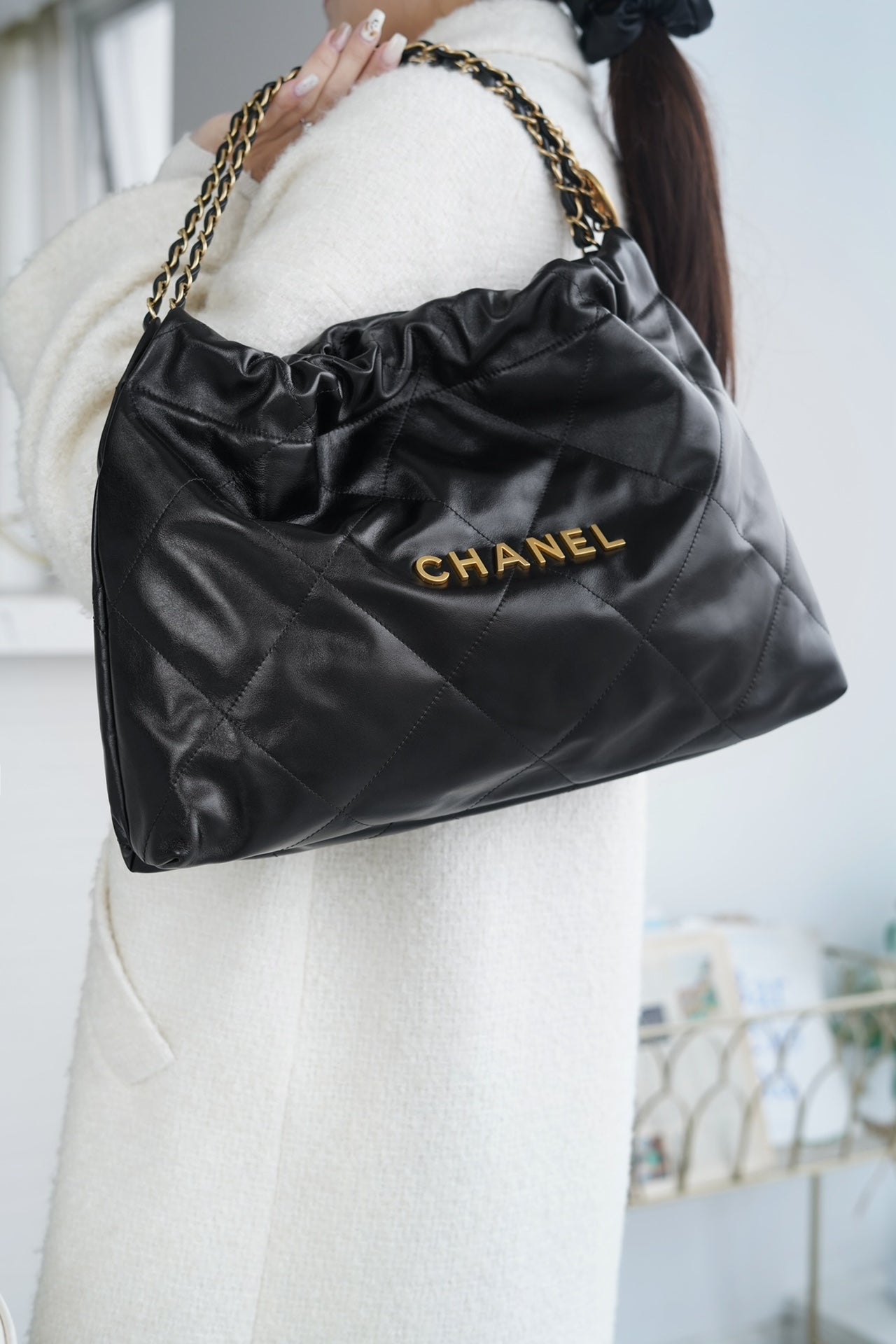 小香家-Chanel 22號手袋 橫版 黑金色