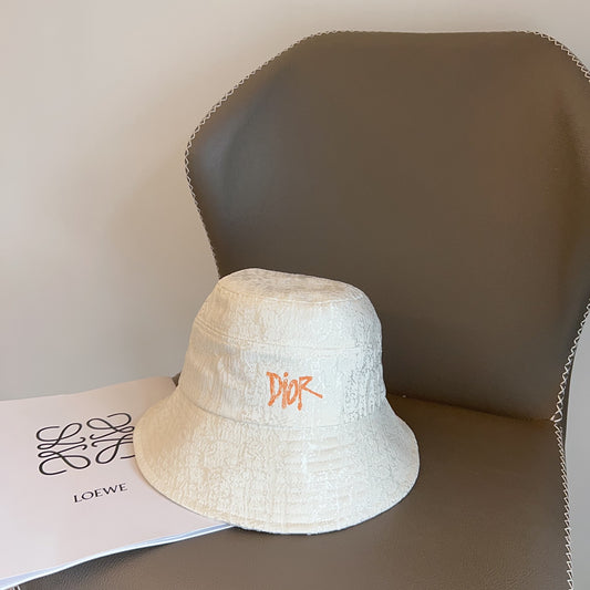 迪D家-LOGO刺繡漁夫帽 白