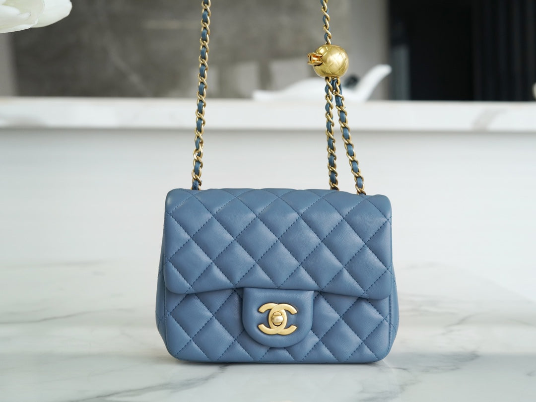 小香家_Chanel 23k 金球方胖子 霧霾藍色