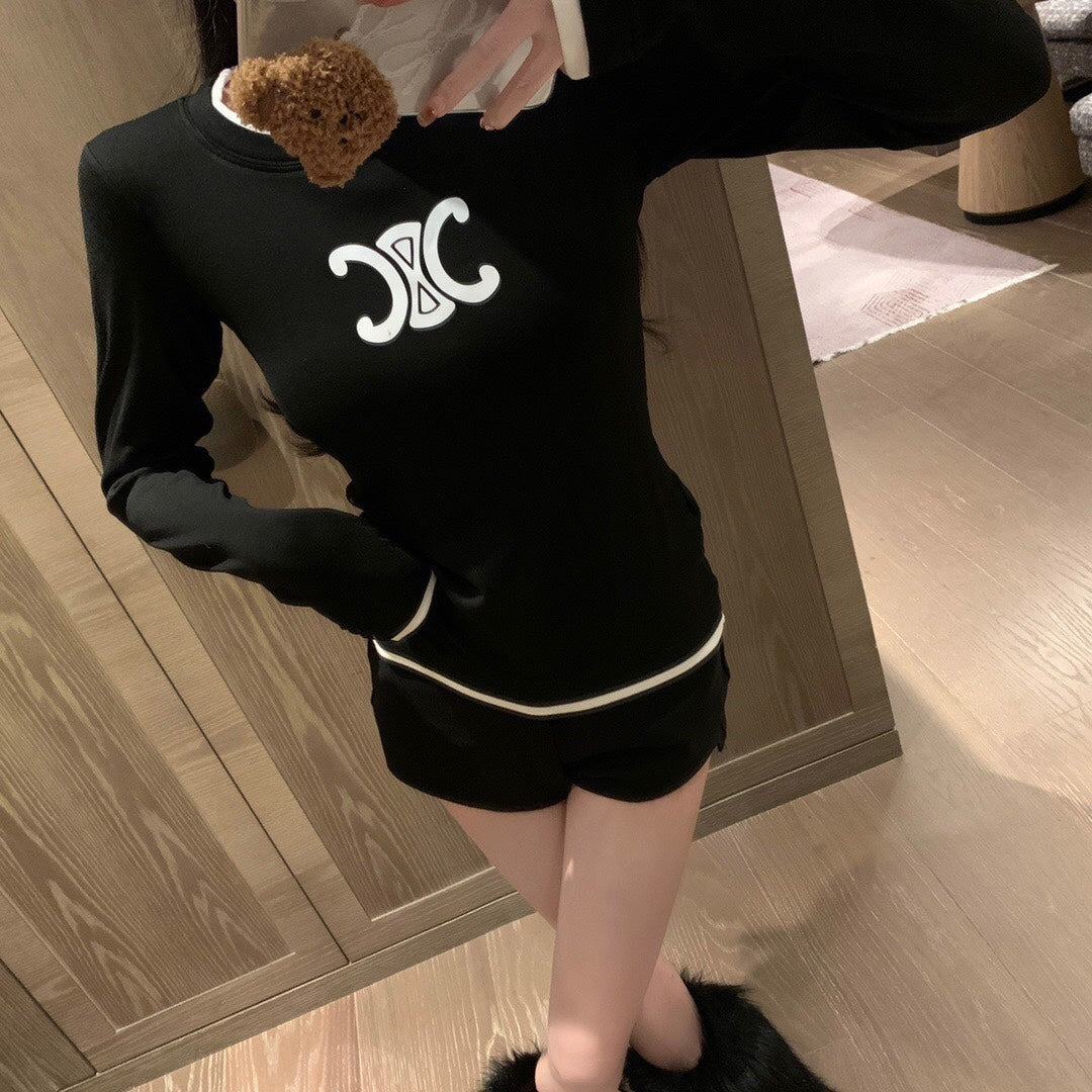 賽C家-2404 凱旋門燙圖撞色磨毛長袖打底衫 棕黑兩色