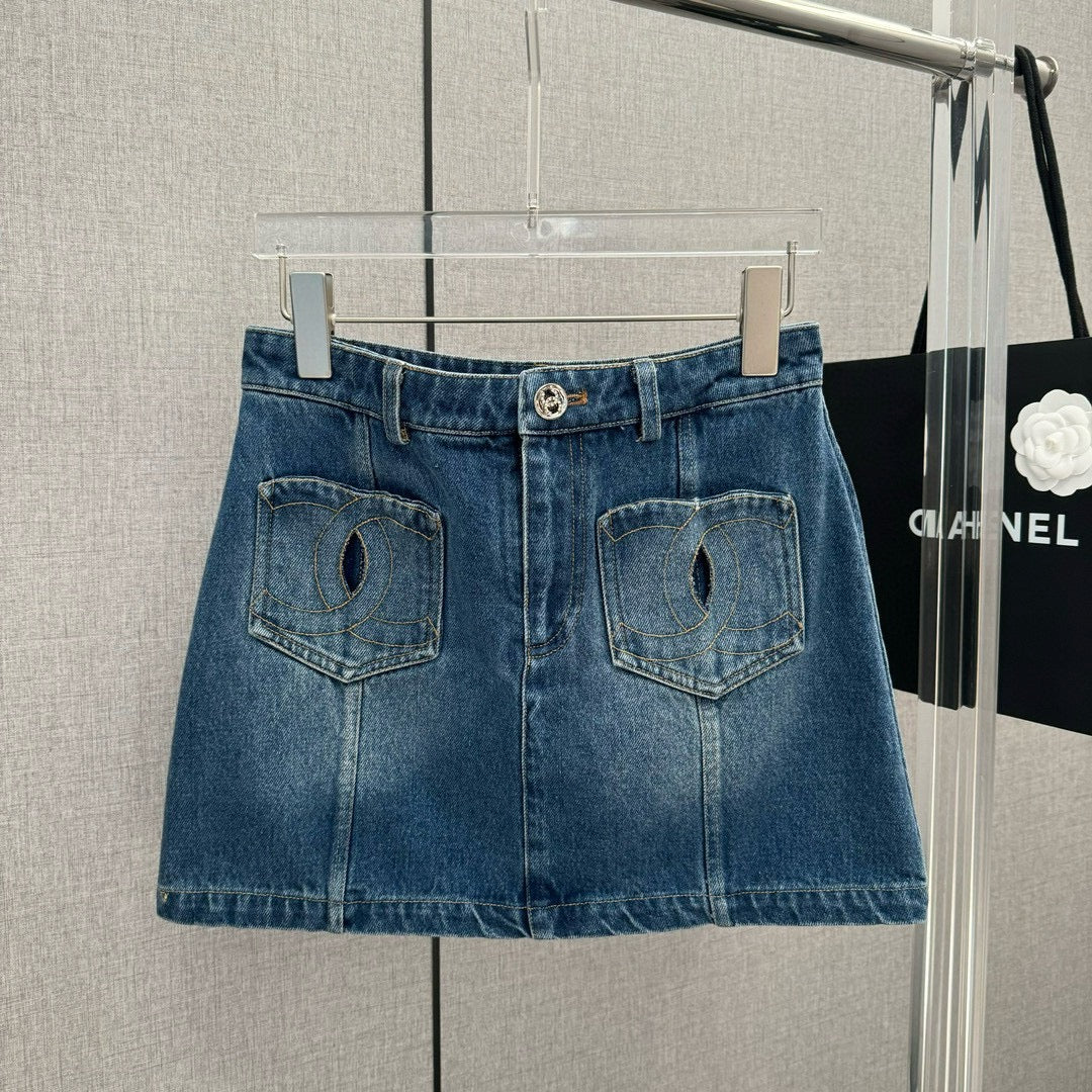 小香家-2403 雙C刺繡口袋牛仔短裙