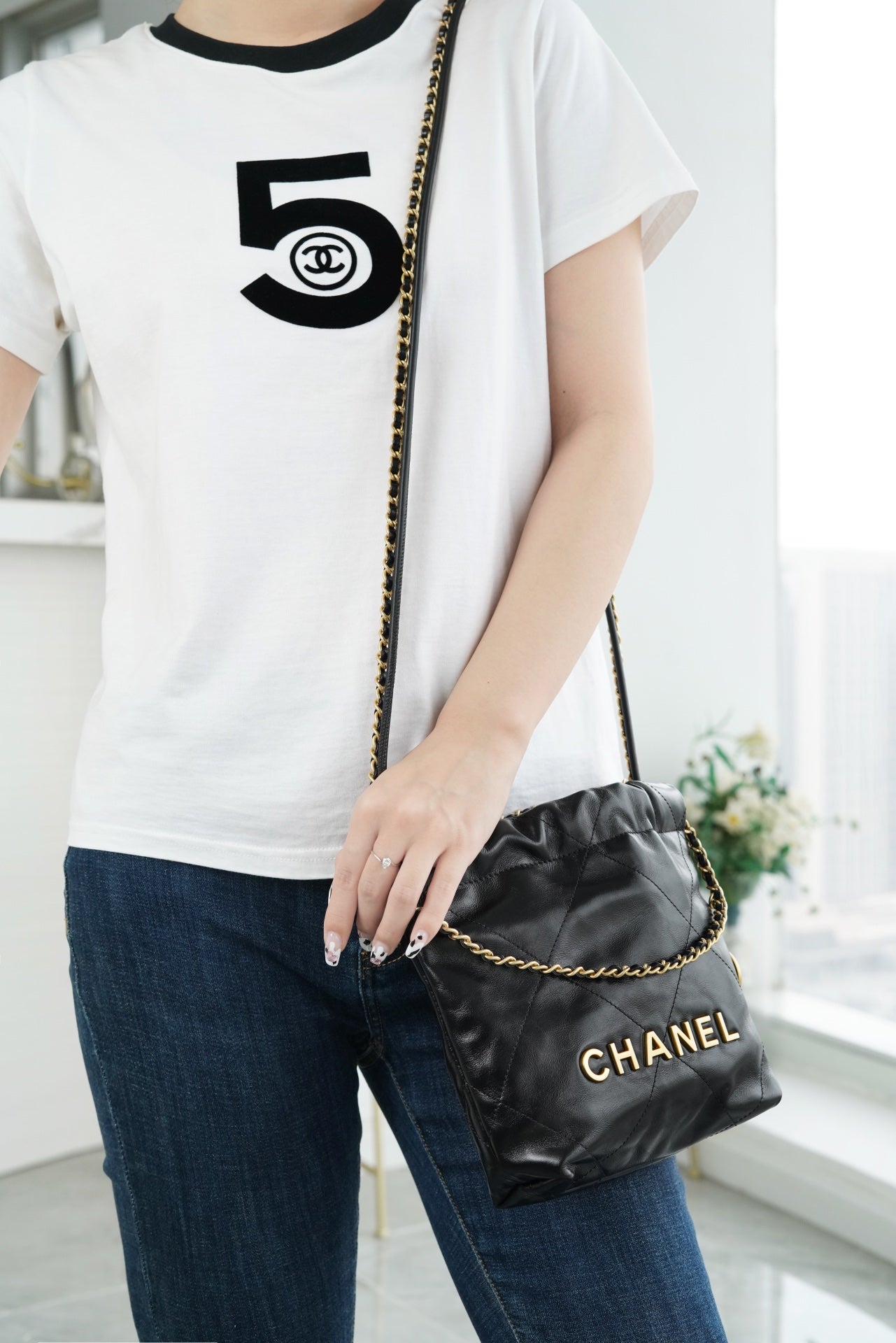 小香家-Chanel 22號手袋 黑金鍊條 黑色