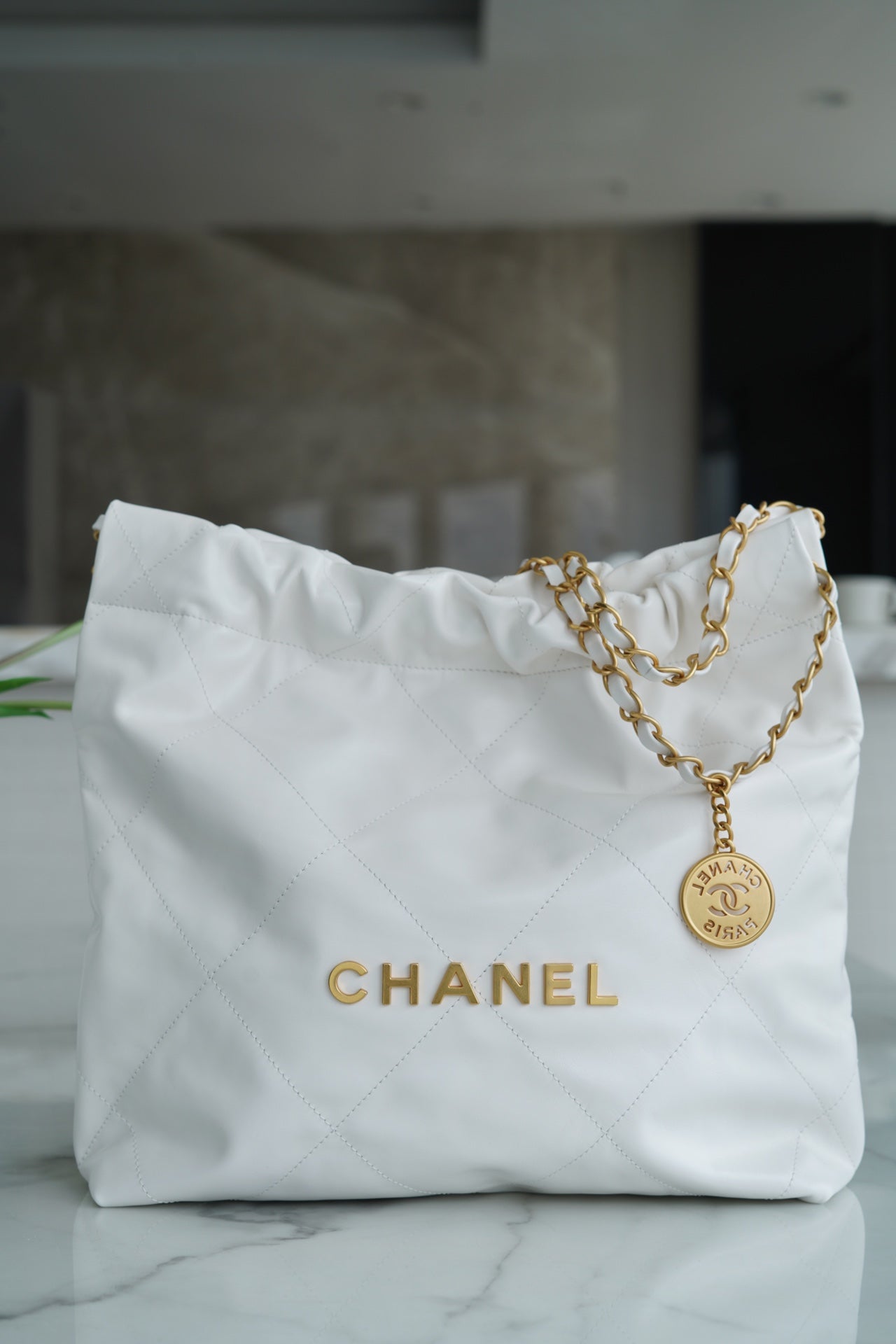 小香家-Chanel 22號手袋 白金色小號