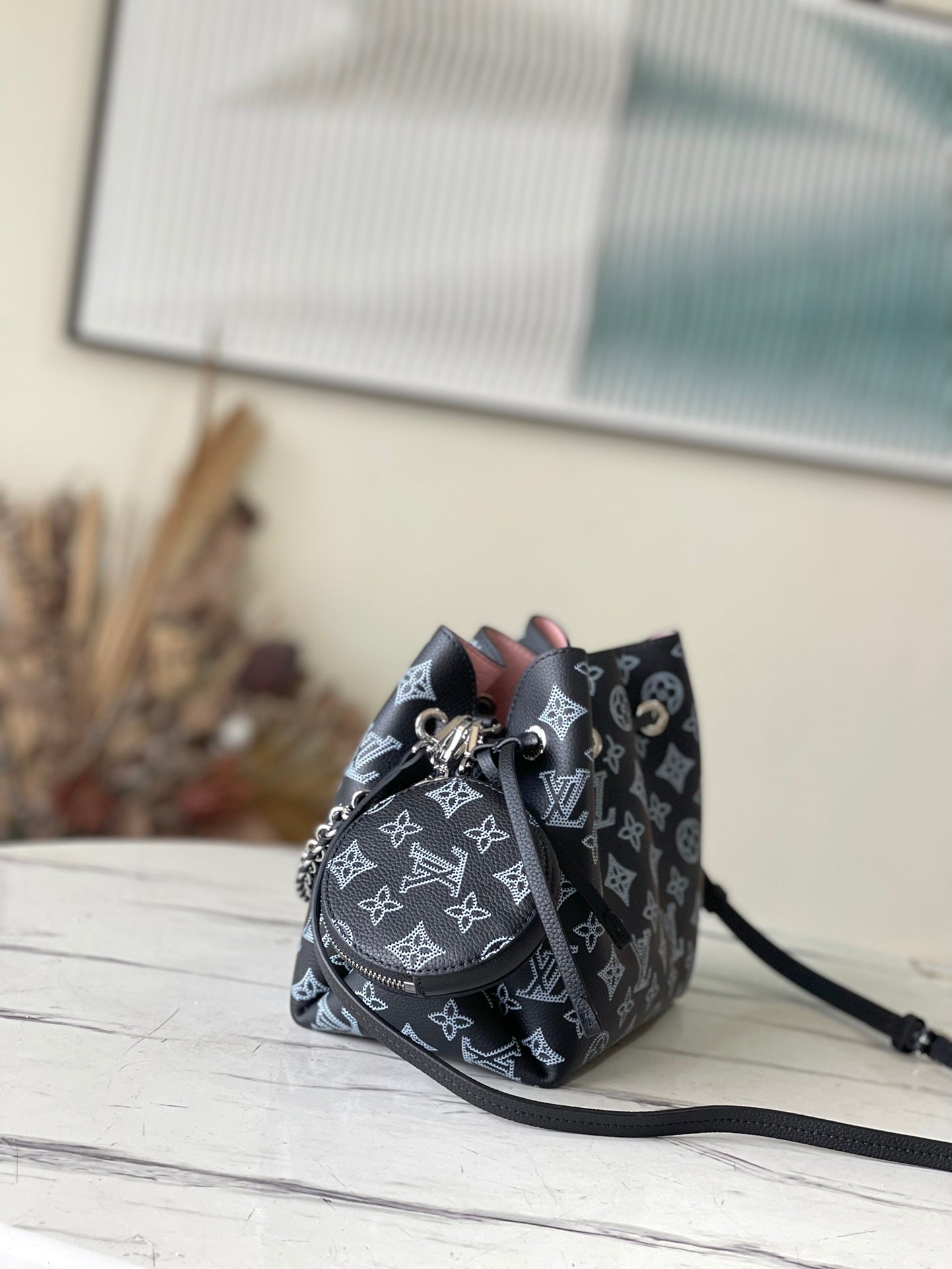 M21096 路L家-Bella Tote 托特包 黑