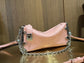 M25445  路L家-SLIM SIDE TRUNK鍊條包 粉色