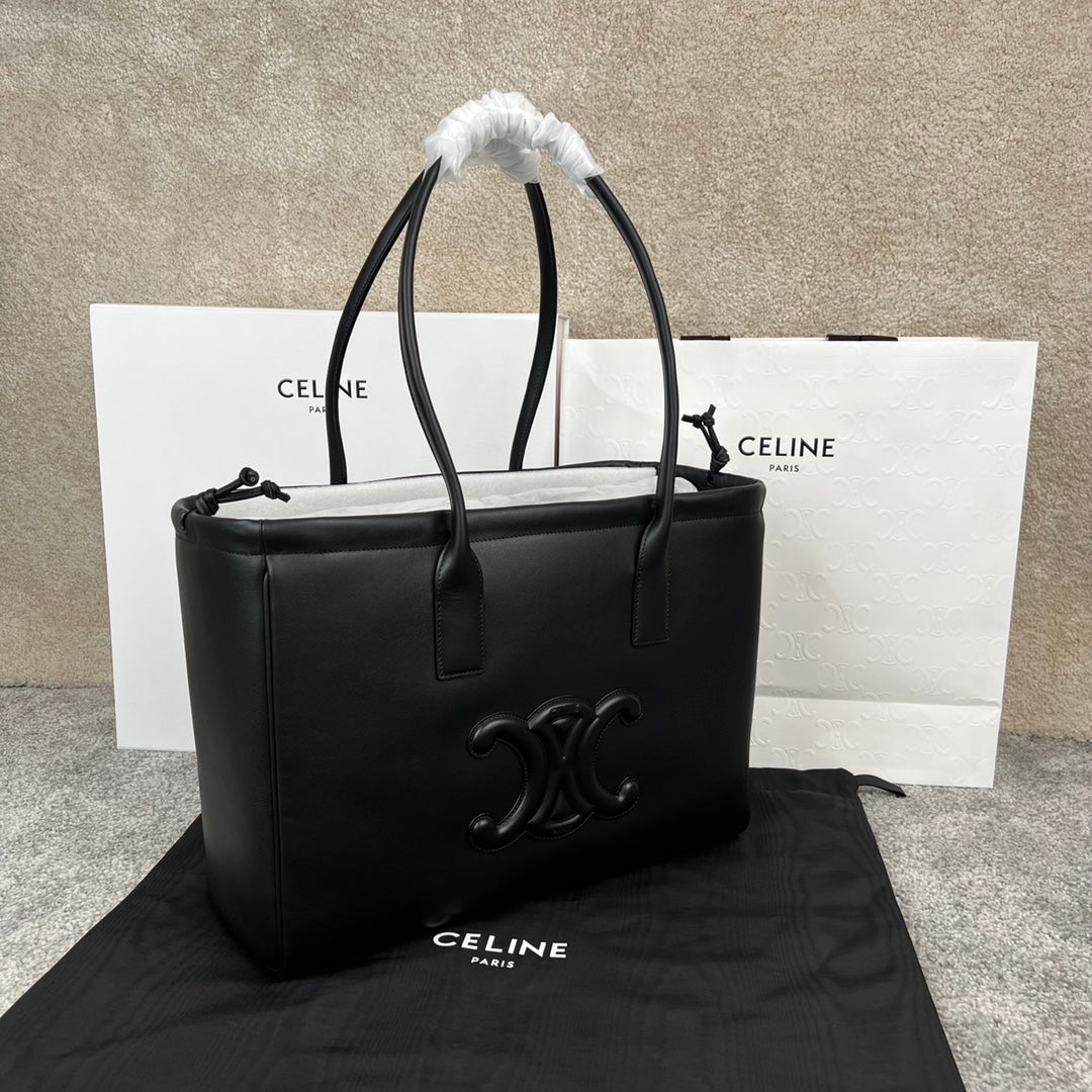 賽C家-CABAS TRIOMPHE 光滑牛皮革抽繩包 黑色 大號