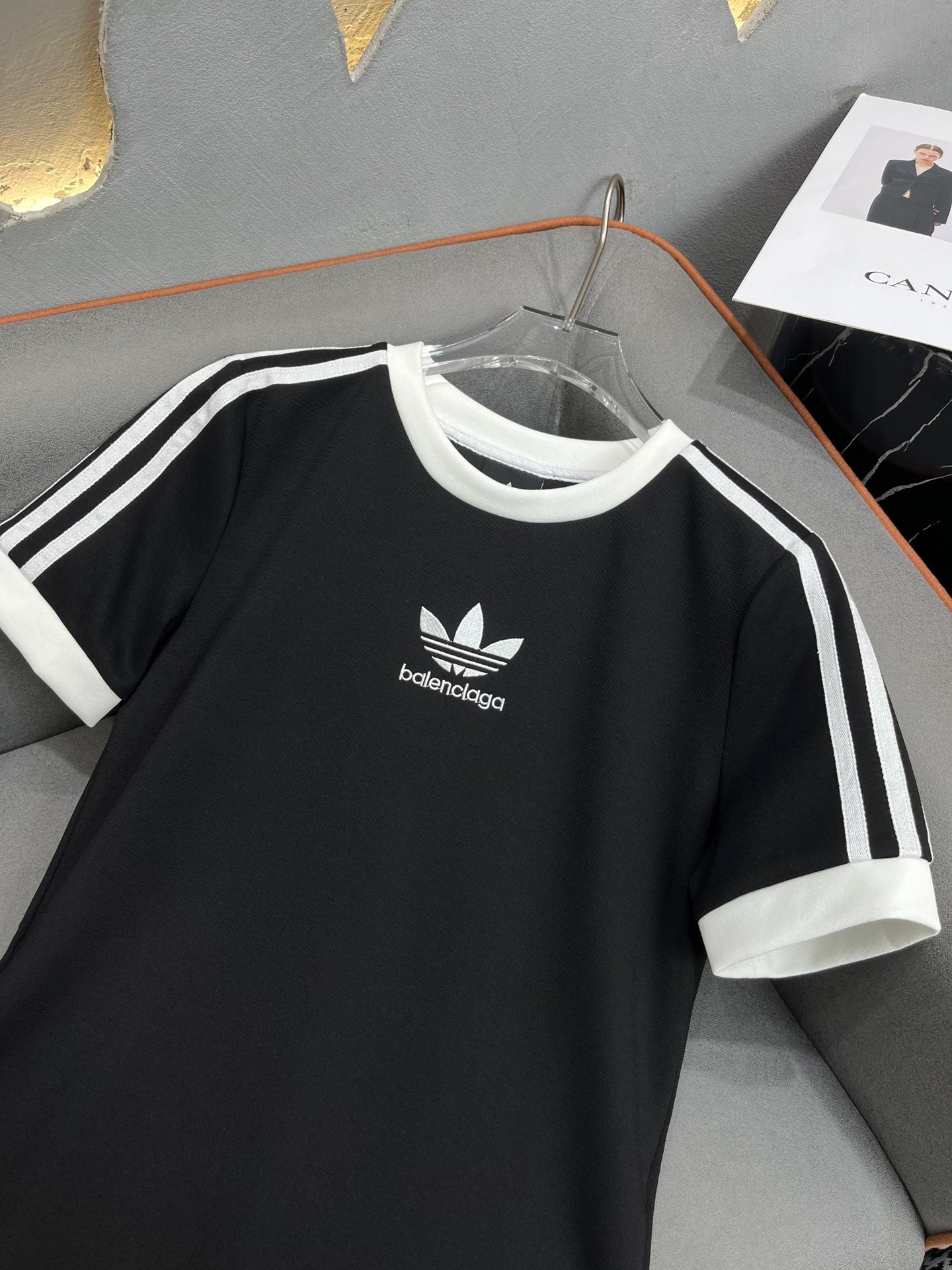 巴黎世-2403 Adidas連身裙 24SS春夏新款