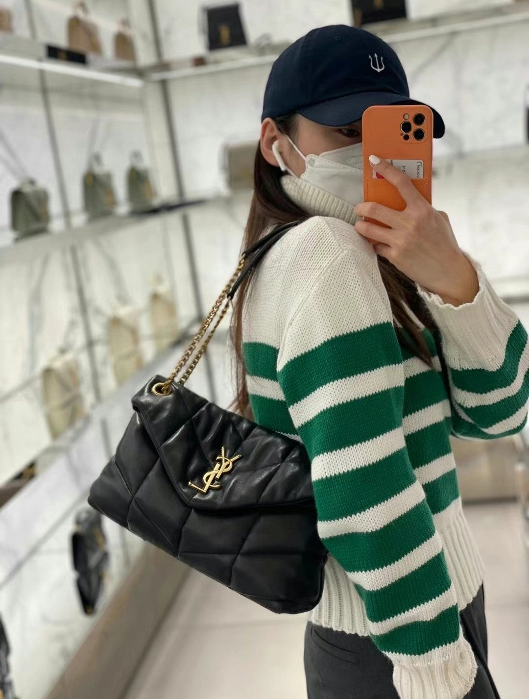 聖Y羅-Loulou Puffer 29cm 絎縫小羊皮雲朵包 黑色金扣