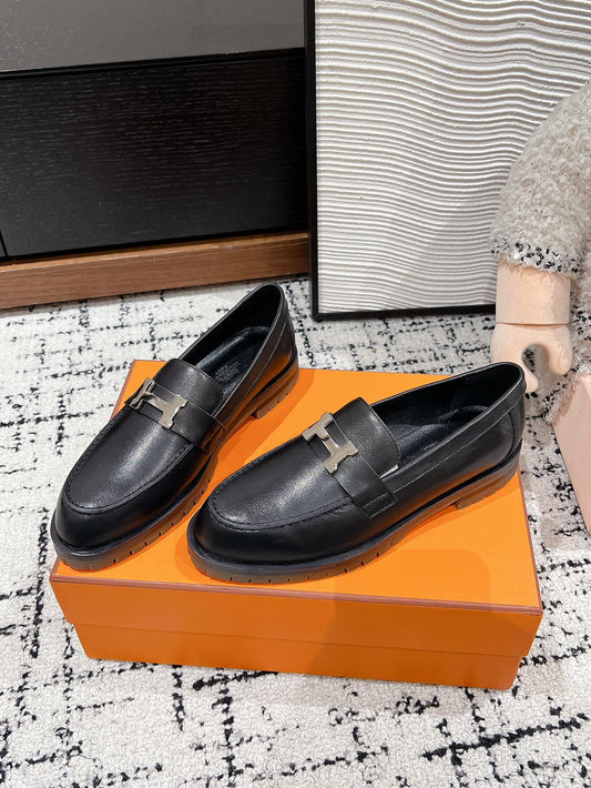 小愛款-2024H扣樂福鞋 黑色