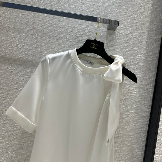 小香家-2404 24s春夏新品蝴蝶結繫帶圓領單袖小上衣 白色