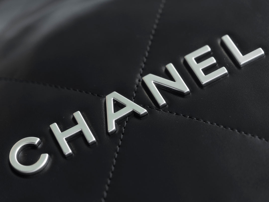 小香家-Chanel 22號手袋 黑銀色中號