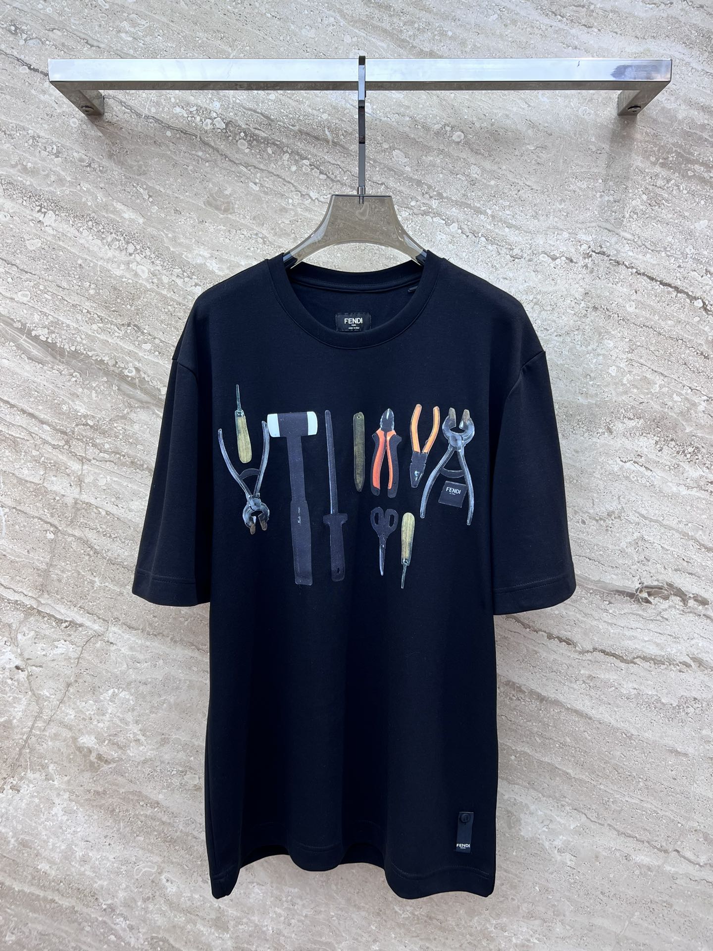 芬F家-2403 24SS春夏新款工具印花圓領短袖TEE 藍色