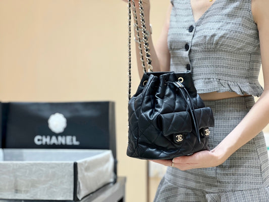 小香家-Chanel 23B 雙肩包背包 黑色