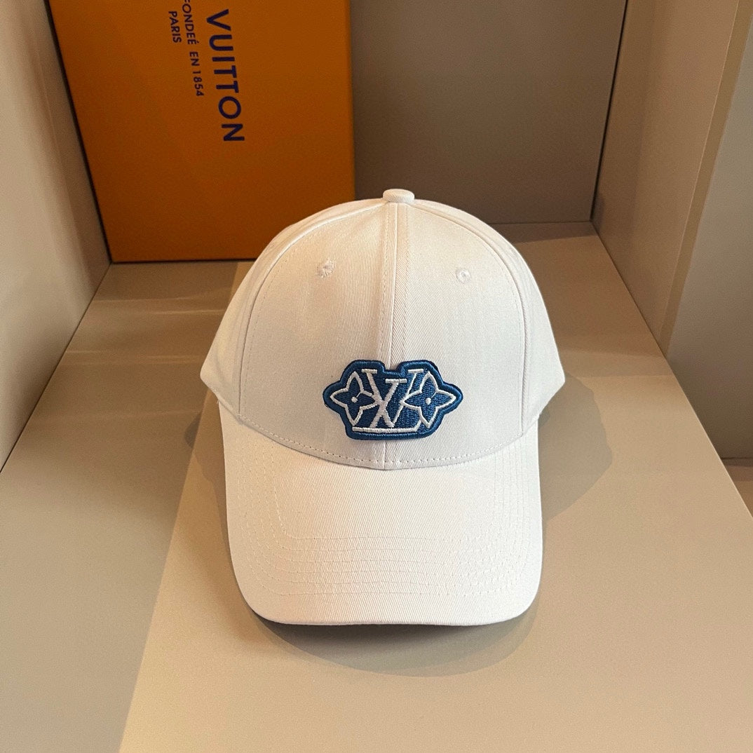 路L家-新款Logo刺繡鴨舌帽 白色