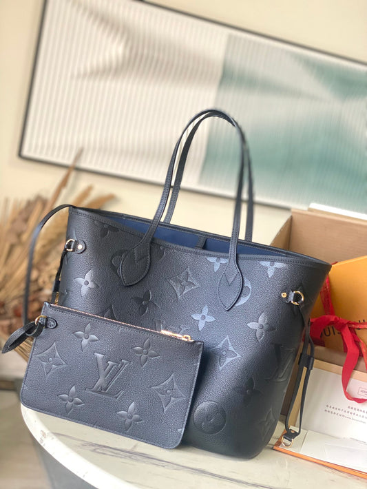 M45685 路L家-Neverfull MM 手提包 黑色