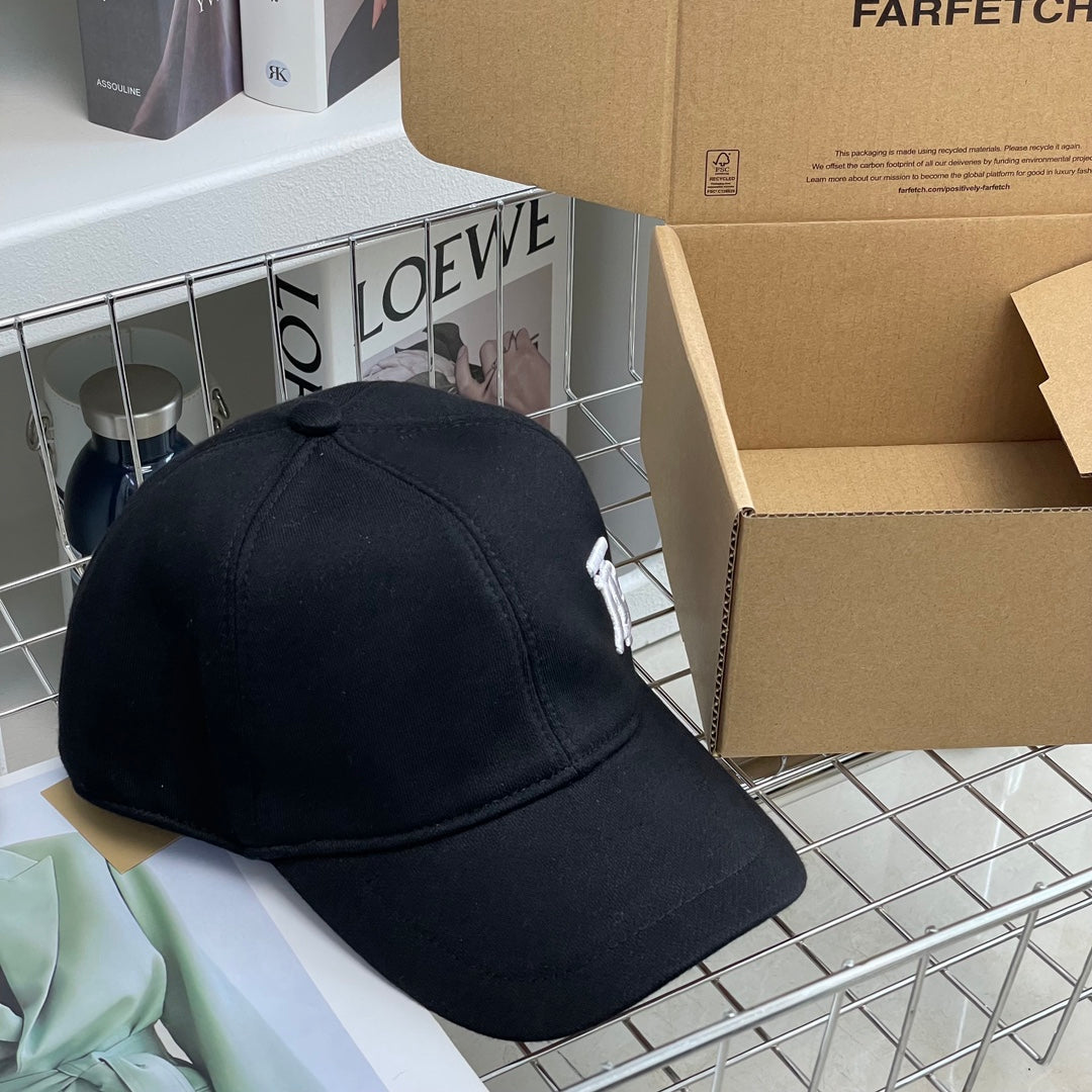 巴B家-新款內格紋刺繡Logo棒球帽