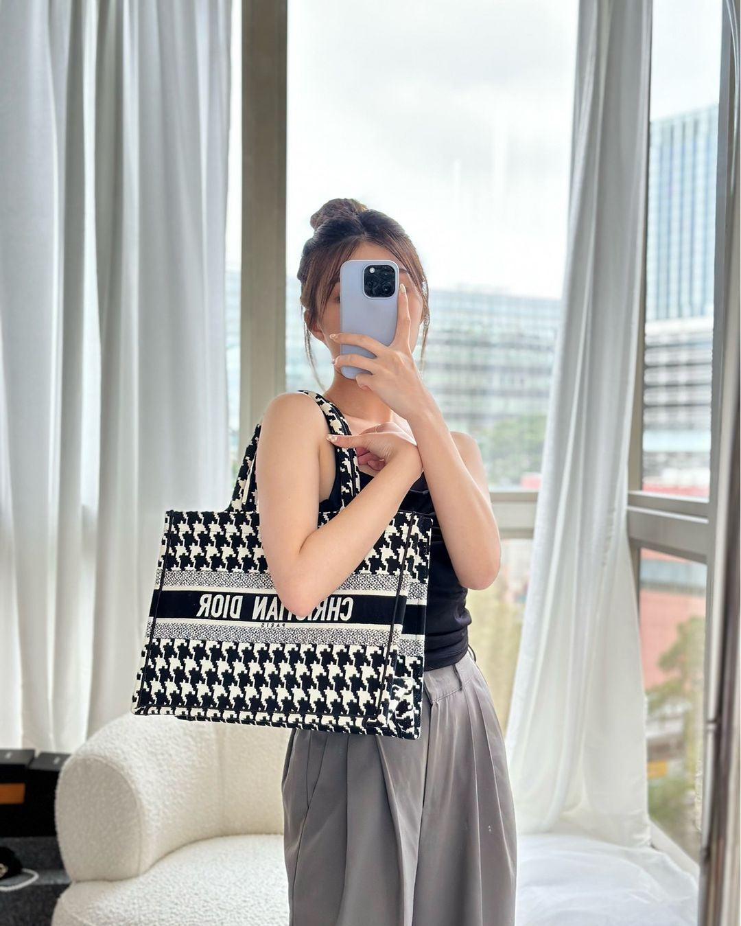 迪D家-最新款 Tote 黑白千鳥格 中號