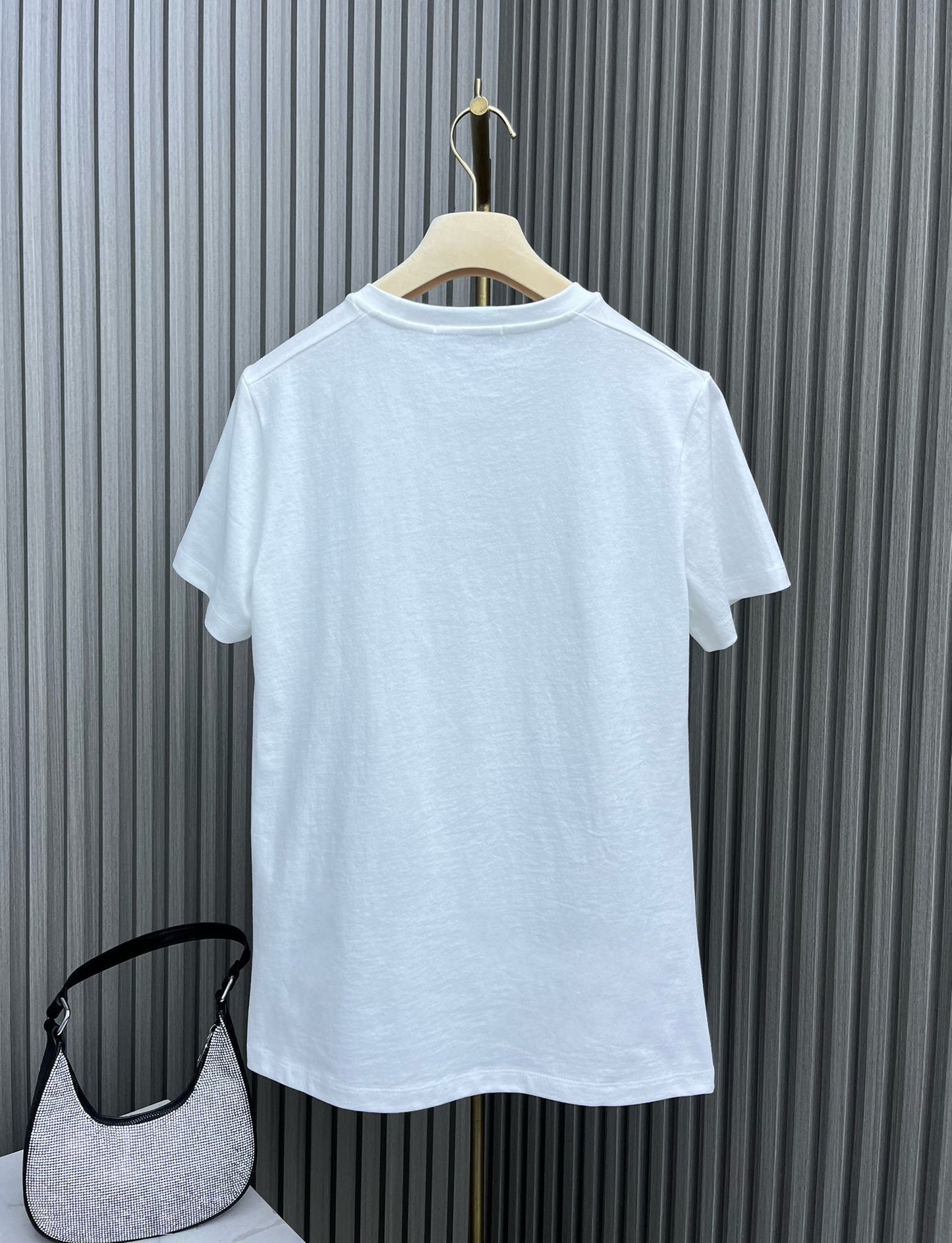 迪D家-2403 24新品上架圓領太陽印花TEE 白色