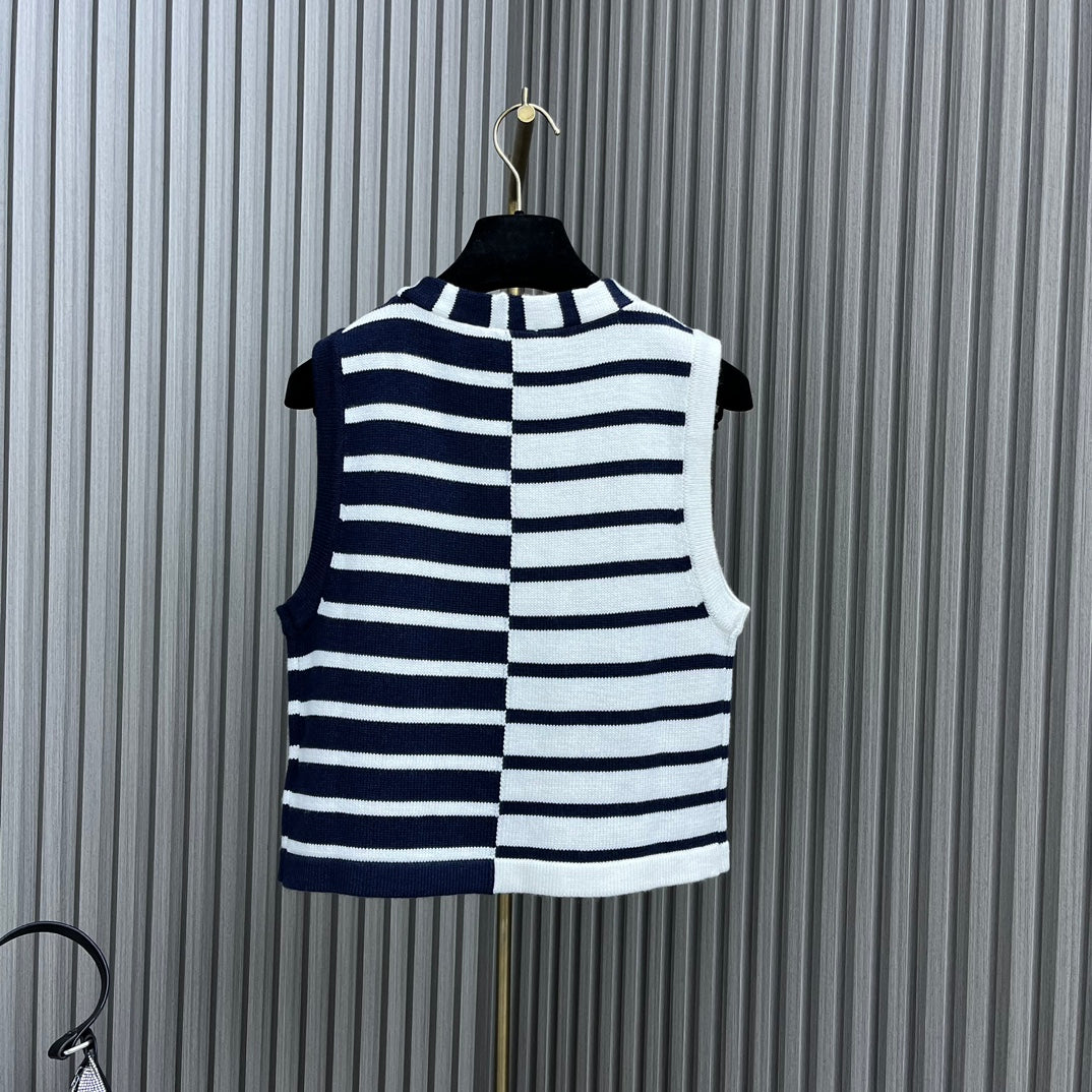 小香家-2403 24新品上架條紋錯色針織馬甲