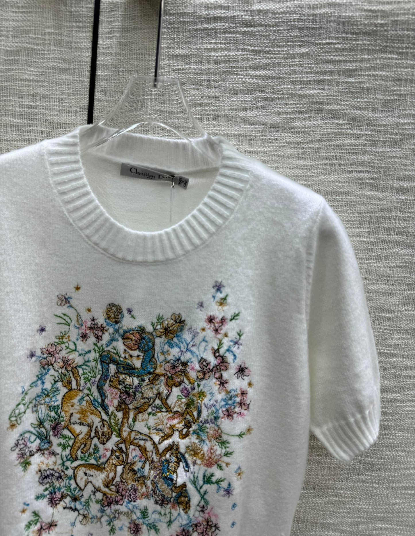 迪D家-2403 24早春最新系列重工刺繡針織短袖 白色