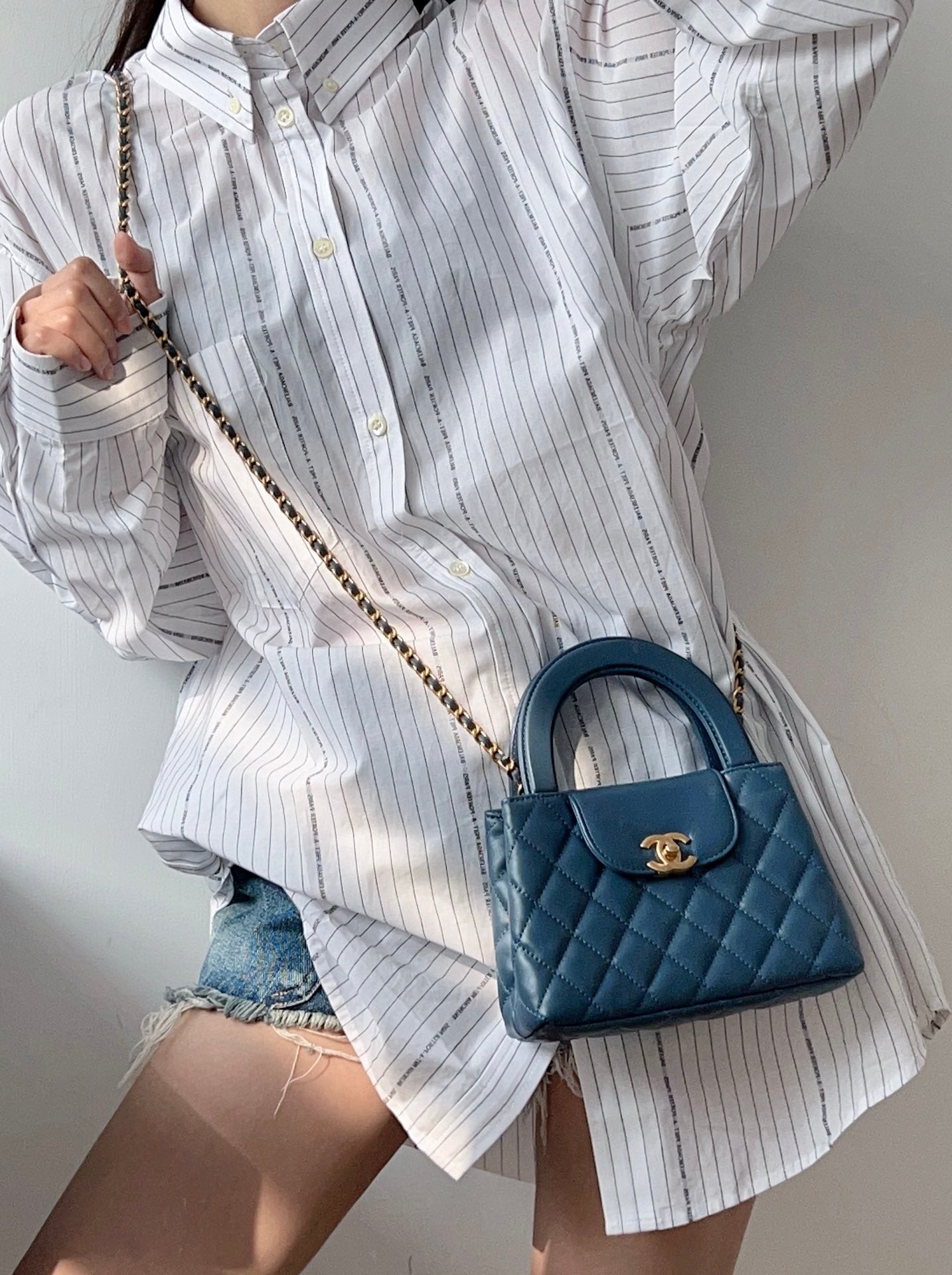 小香家-Chanel 23k Kelly 鍊條手拿包 藍色