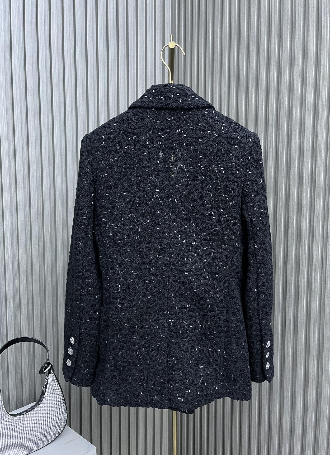 小香家-2403 24新品上架重工珠片繡花外套 黑色
